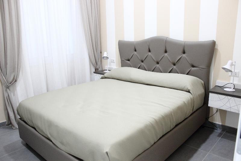 Bed and Breakfast Palazzo San Vincenzo Neapel Exterior foto